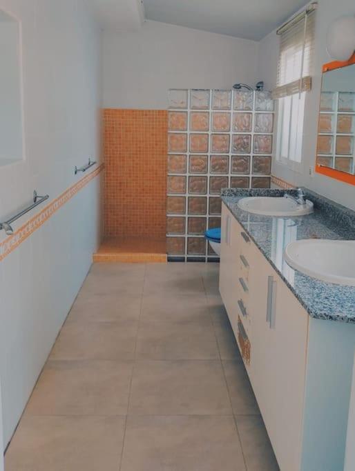 Luxury Villa 20Mts Far From The Sea Ориуэла Экстерьер фото