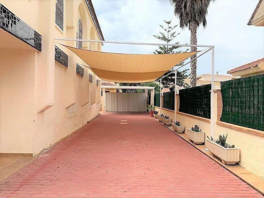 Luxury Villa 20Mts Far From The Sea Ориуэла Экстерьер фото